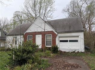 7708 Grand Ave, Kansas City, MO 64114
