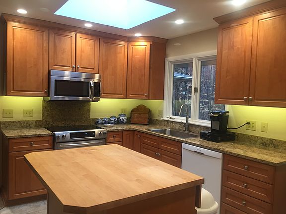 4th image of 2714 E Rock Creek Ct