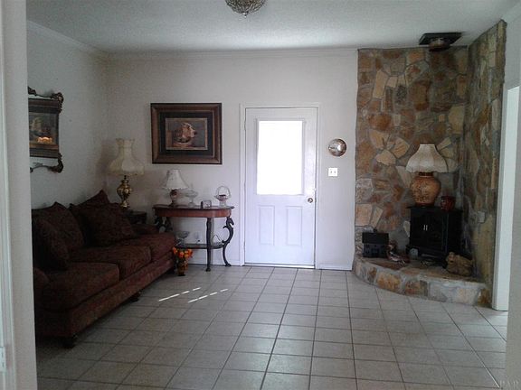 4th image of 2372 Prytania Cir