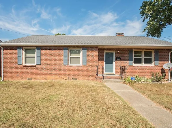 502 Walnut Ave, Colonial Heights, VA 23834