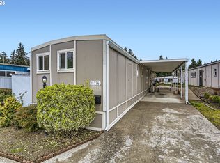 11736 SW Royal Villa Dr, Portland, OR