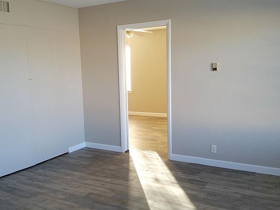 5th image of 523 S Travis St APT 7B
