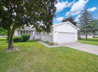 974 W Maple Ave, Adrian, MI 49221