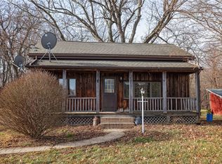 1402 Silver Lake Rd, Wyoming, NY 14591