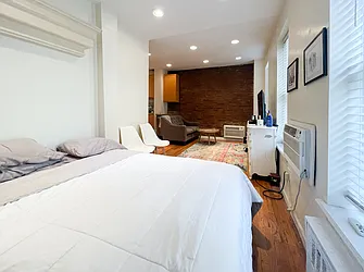 Rented by Kahen Properties