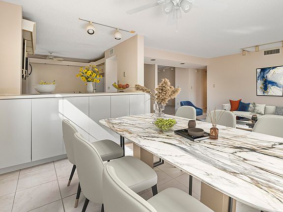 3rd image of 10359 S Circle Lake Drive #102