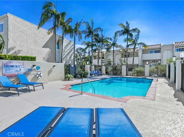 431 2nd St, Hermosa Beach, CA 90254