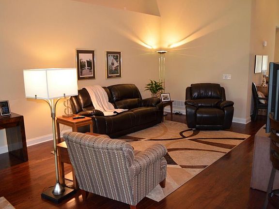 4th image of 7849 Breen Cir