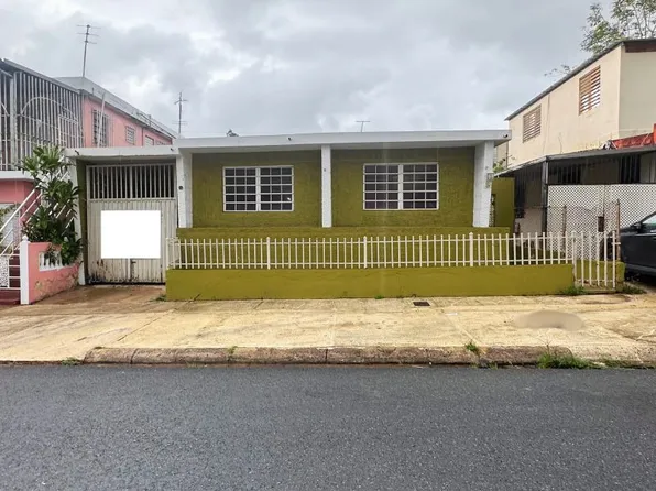 Urb Reparto Metropolitano 1027 Calle 9 SE, San Juan, PR 00921