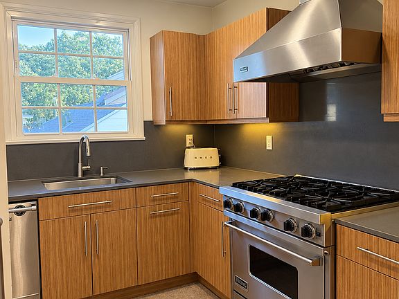 Kitchen with Viking Professional appliances