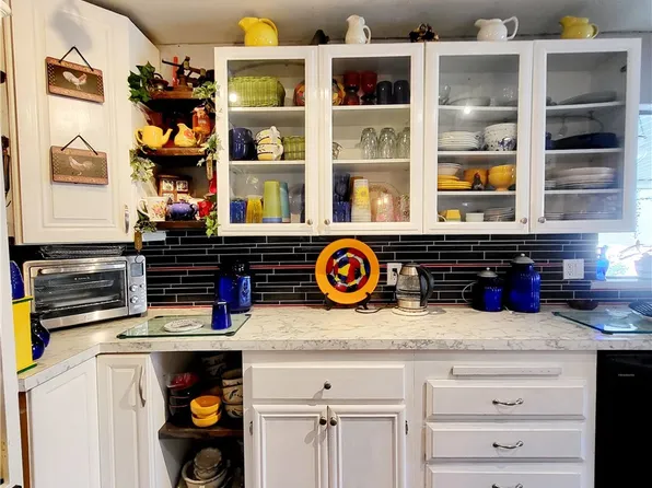 10475 Frontier Trl, Cherry Valley, CA 92223