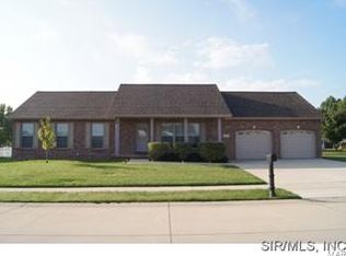 1103 E Cedar St E, New Baden, IL 62265