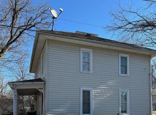 83 Ellis Pl, Canandaigua, NY 14424