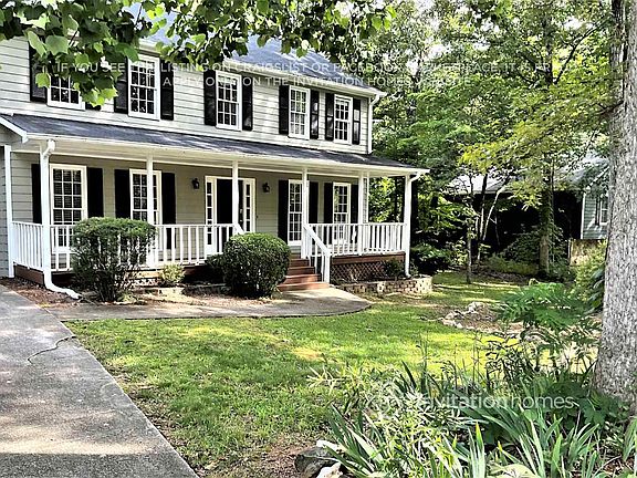 2nd image of 2774 Douglas Ct NW
