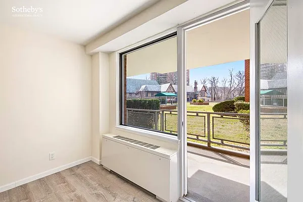 Sold by Sotheby's International Realty | media 31