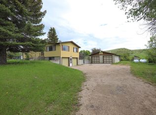 578 Big Goose Rd, Sheridan, WY 82801