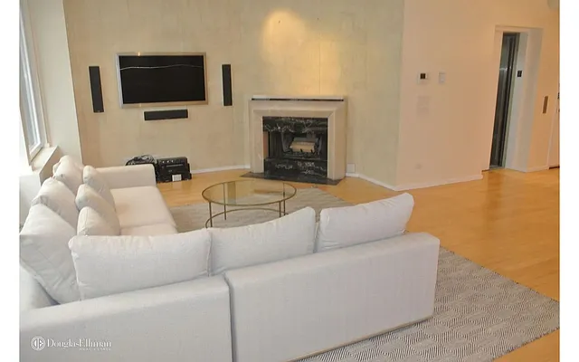 Rented by Douglas Elliman | media 3