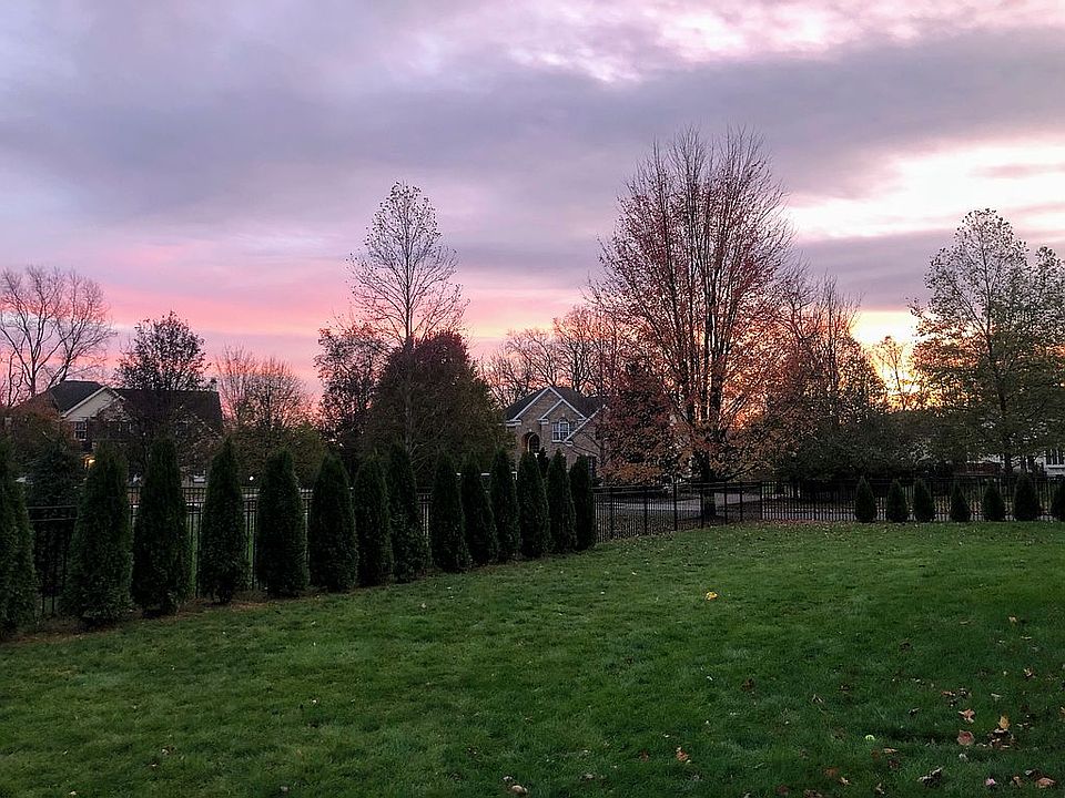 2nd image of 4288 Rexford Dr