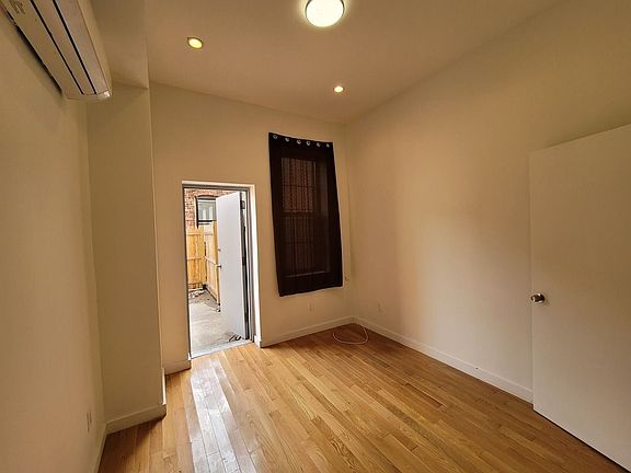 3rd image of 106 Ellery St #1R