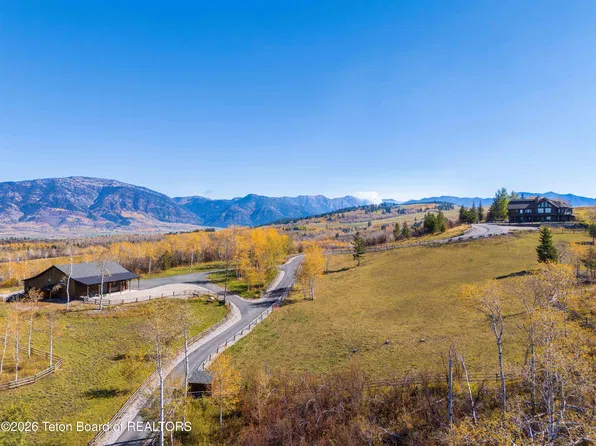 785 Strawberry Hills Dr, Bedford, WY 83112