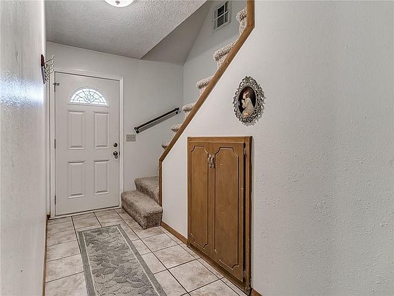 4th image of 4817 Michael Dr