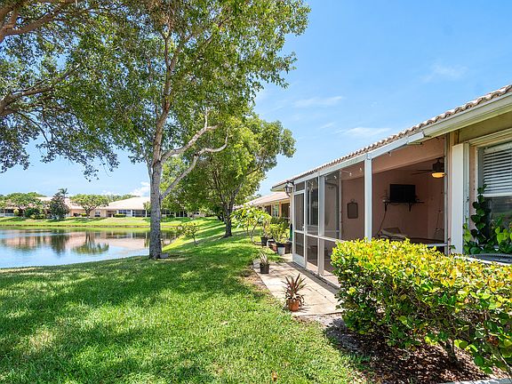 4th image of 2473 S Coral Trace Cir