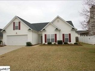 4 Coltsfoot Ct, Simpsonville, SC 29680