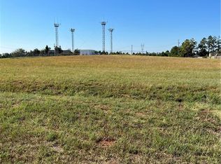 1750 E Dowden Ln #11, Mustang, OK 73064