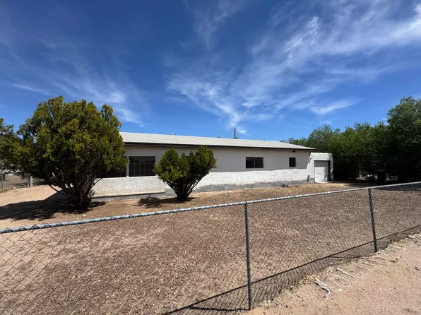 319 Homeland Rd NW, Albuquerque, NM 87114