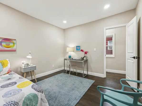 299 Claremont Avenue image 22 of 44