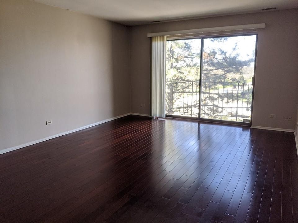 2nd image of 1112 Castilian Ct APT 306