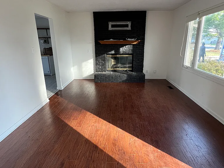 918 W Auman Dr — Photo 6