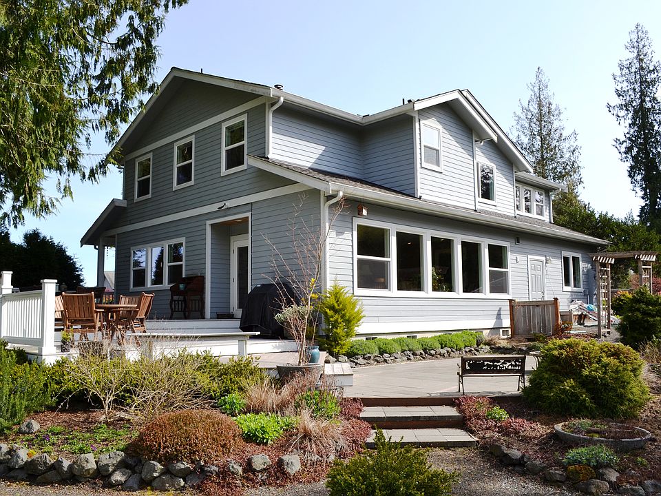 1st image of 7601 NE Zachariasen Ct