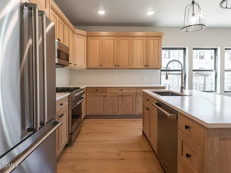 1124 W Vos Cir #203 — Photo 10