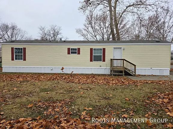 2nd image of 116 Carriage Lane Est #116