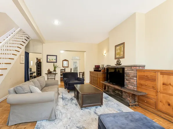 134 Ogden Avenue image 2 of 28