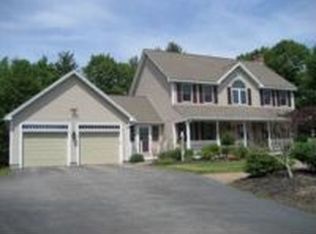 18 Country Club Rd, Sterling, MA 01564
