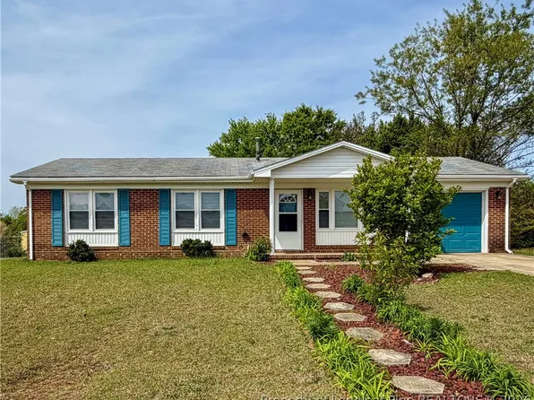 147 Brocton Dr, Fayetteville, NC 28303