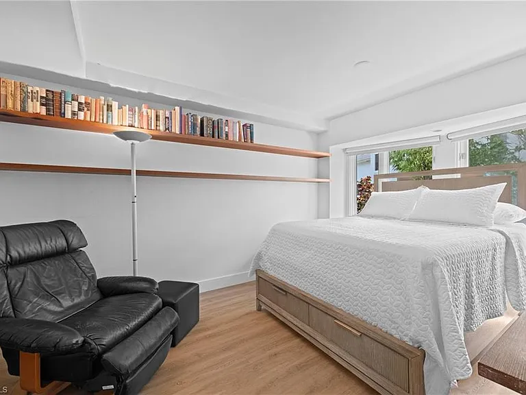 536 Turtle Hatch Rd — Photo 17