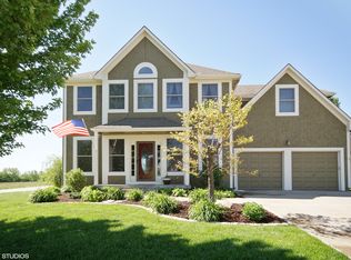 20701 W 224th St, Spring Hill, KS 66083