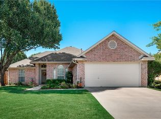 2508 John Dr, Denton, TX 76207
