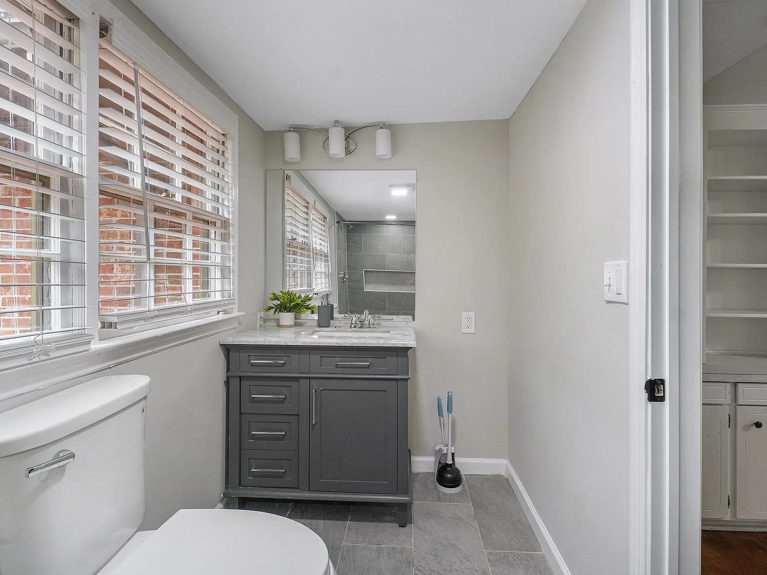 4 bed, 5.0 bath, 3000 sqft, $1,027 — Photo 4