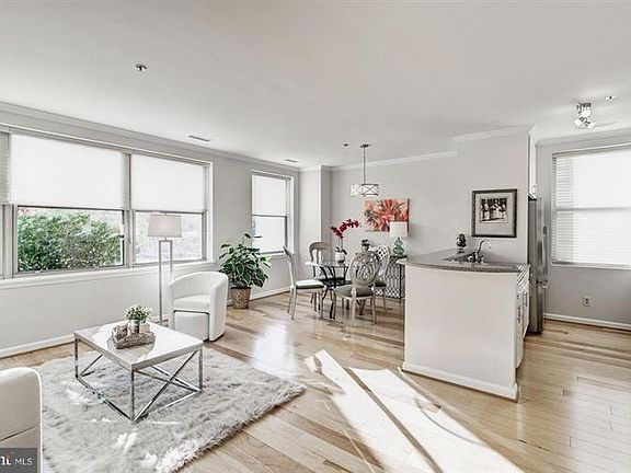 4th image of 1200 Braddock Pl APT 101