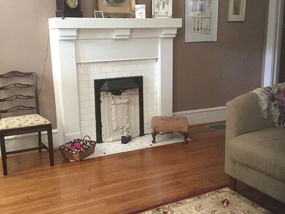 3rd image of 231 Hydrick St