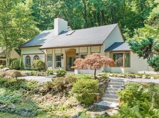 647 Sweet Hollow Rd, Bloomsbury, NJ 08804