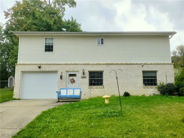 214-216 Louise St, Rittman, OH 44270