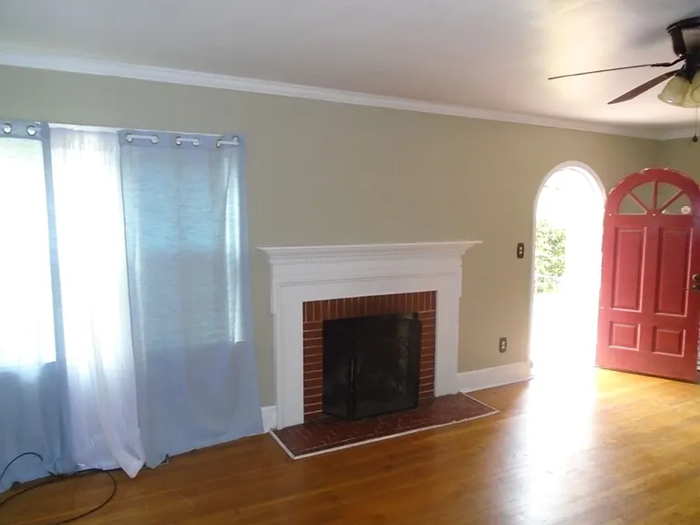 308 Harris Ave — Photo 6