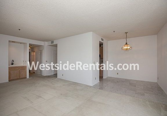 5th image of 211 California Ave Unit 305