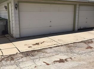 2587 S Delaware Ave, Milwaukee, WI 53207