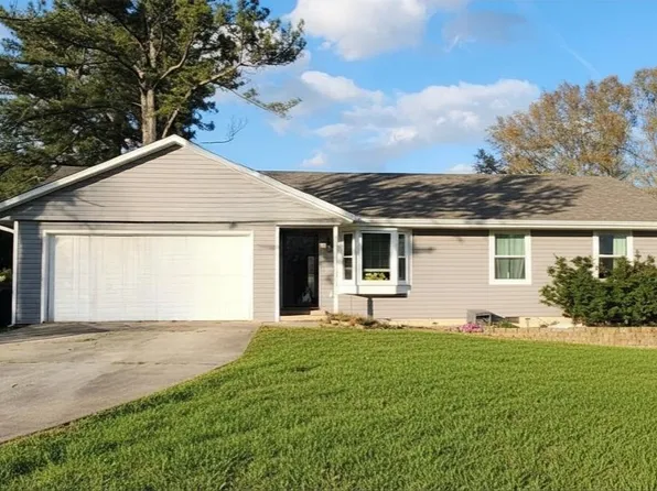 102 Greenfield Rd, Florence, AL 35633